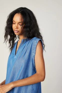 Current Air Sleeveless Tops-Tank Top CHAMBRAY