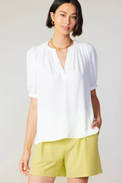 Current Air Short Sleeve Tops-Classic V Neck Blouse WHITE