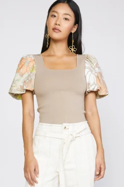 Current Air Short Sleeve Tops | Sweaters-Contrast Floral Sweater Top SAND