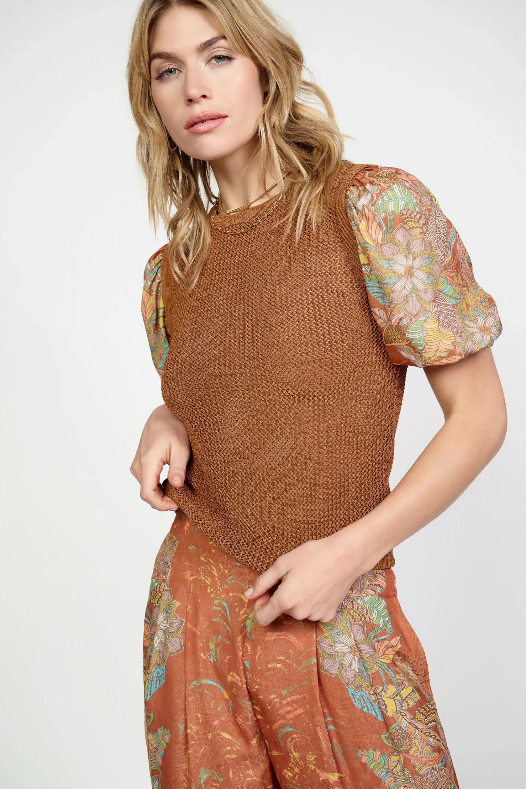 Current Air Short Sleeve Tops | Sweaters-Contrast Sleeve Retro Knit Top BROWN