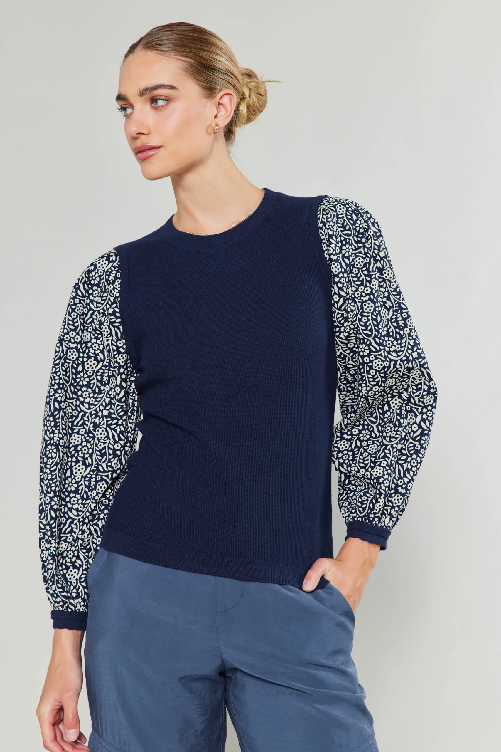 Current Air Knitwear | Sweaters-Contrast Sleeve Sweater Top NAVY