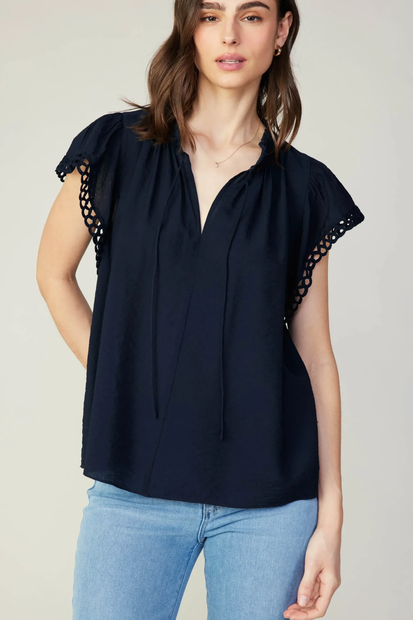 Current Air Sleeveless Tops-Eyelet Blouse NAVY