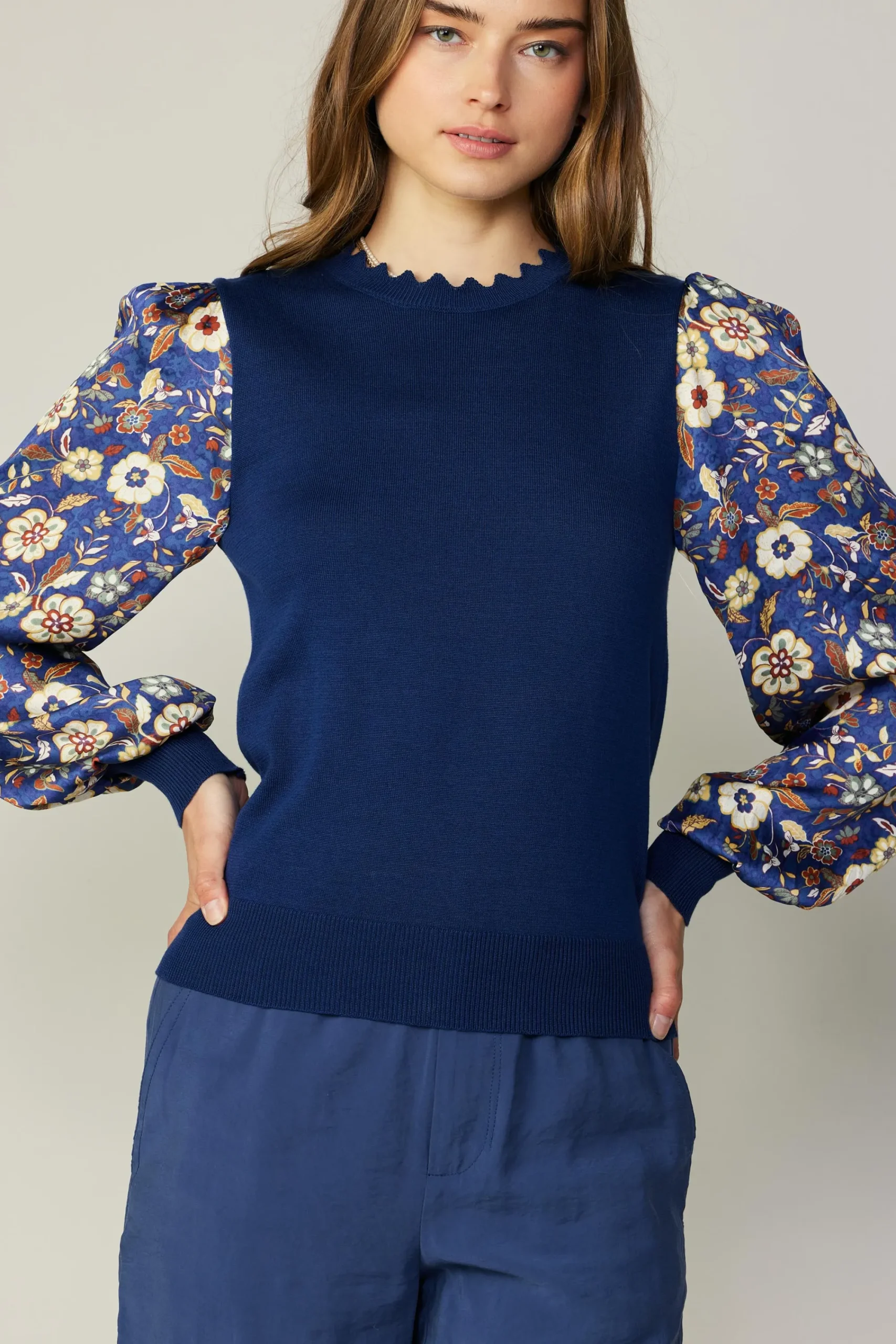 Current Air Long Sleeve Tops | Sweaters-Floral Contrast Sweater Top NAVYFLORAL