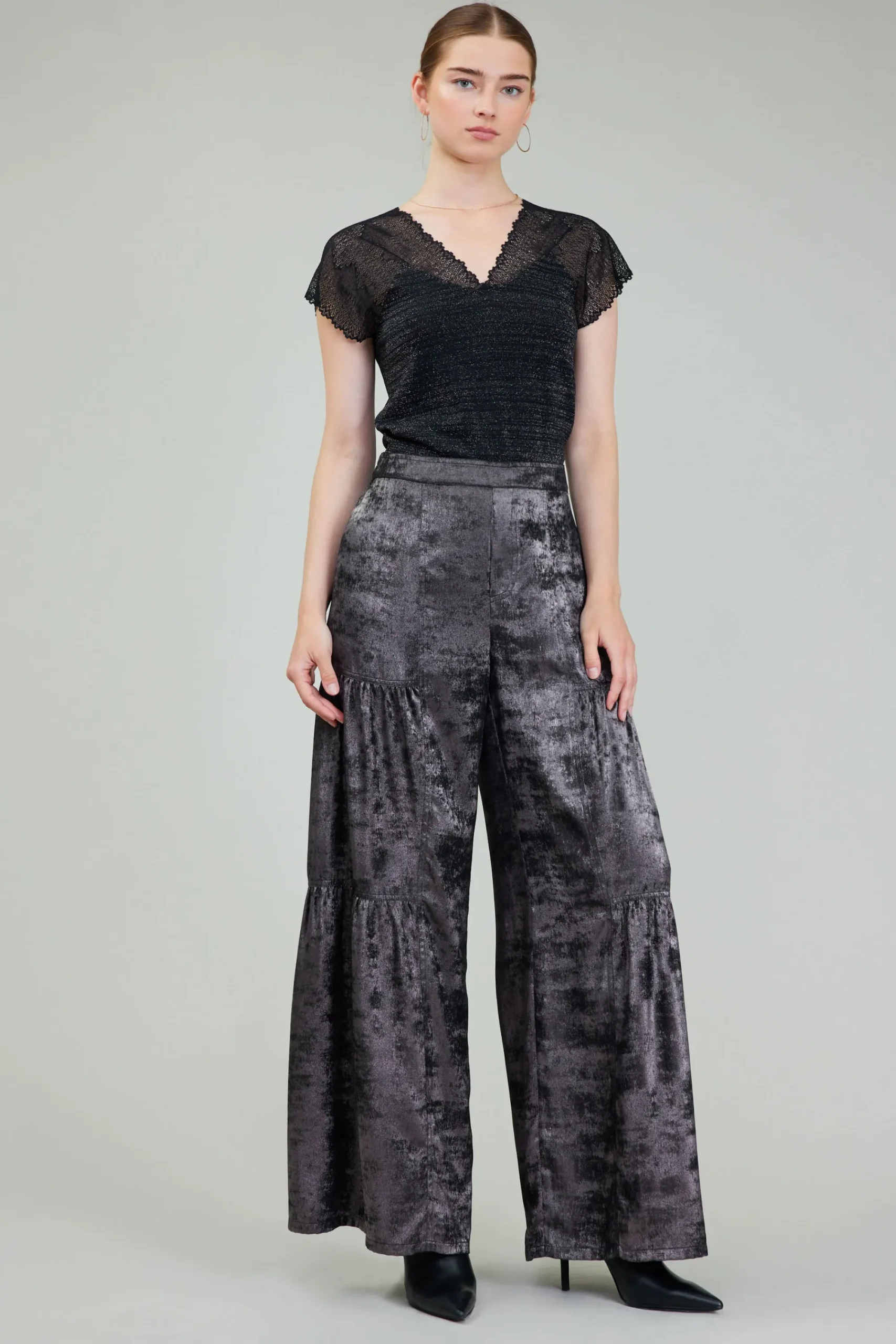 Current Air Pants-Opalescent Textured Tiered Pants PLUMGUNMETAL