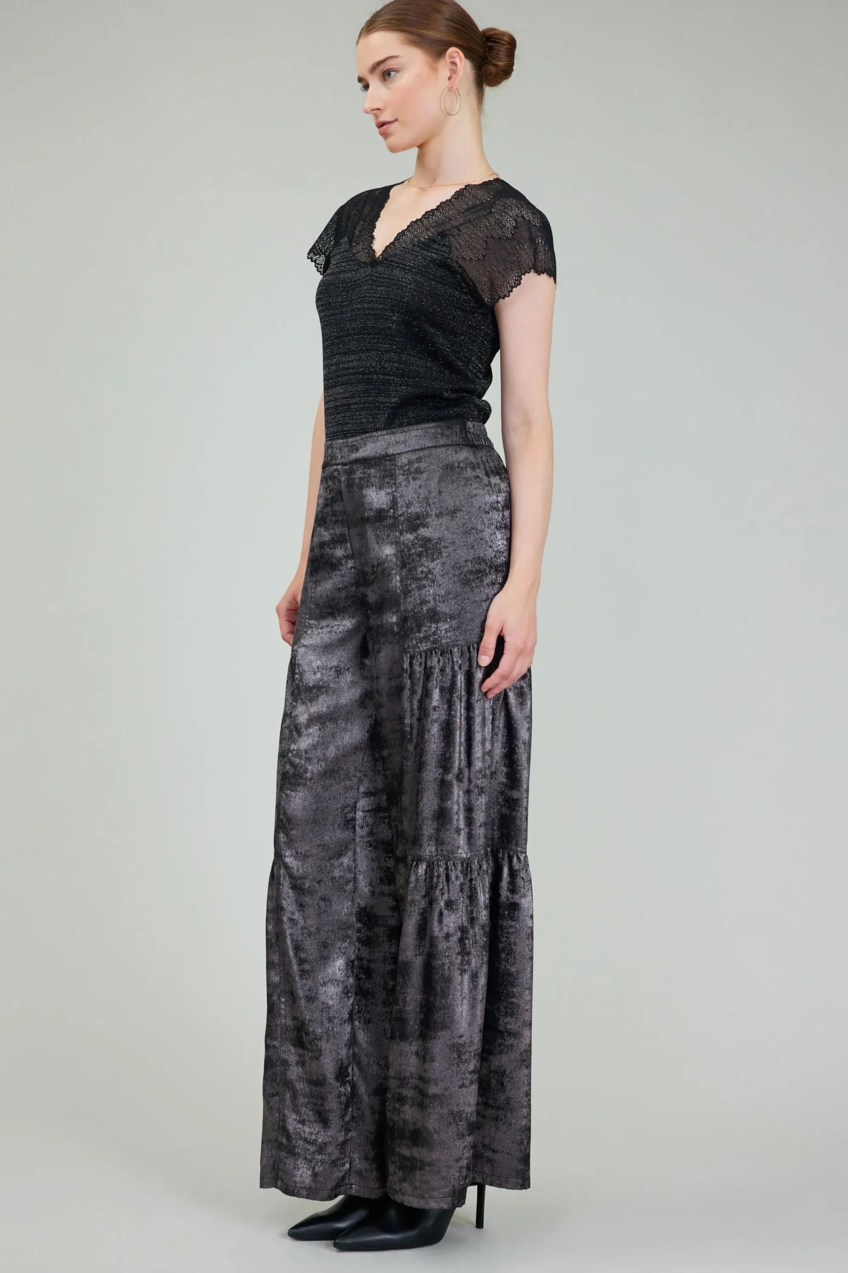 Current Air Pants-Opalescent Textured Tiered Pants PLUMGUNMETAL