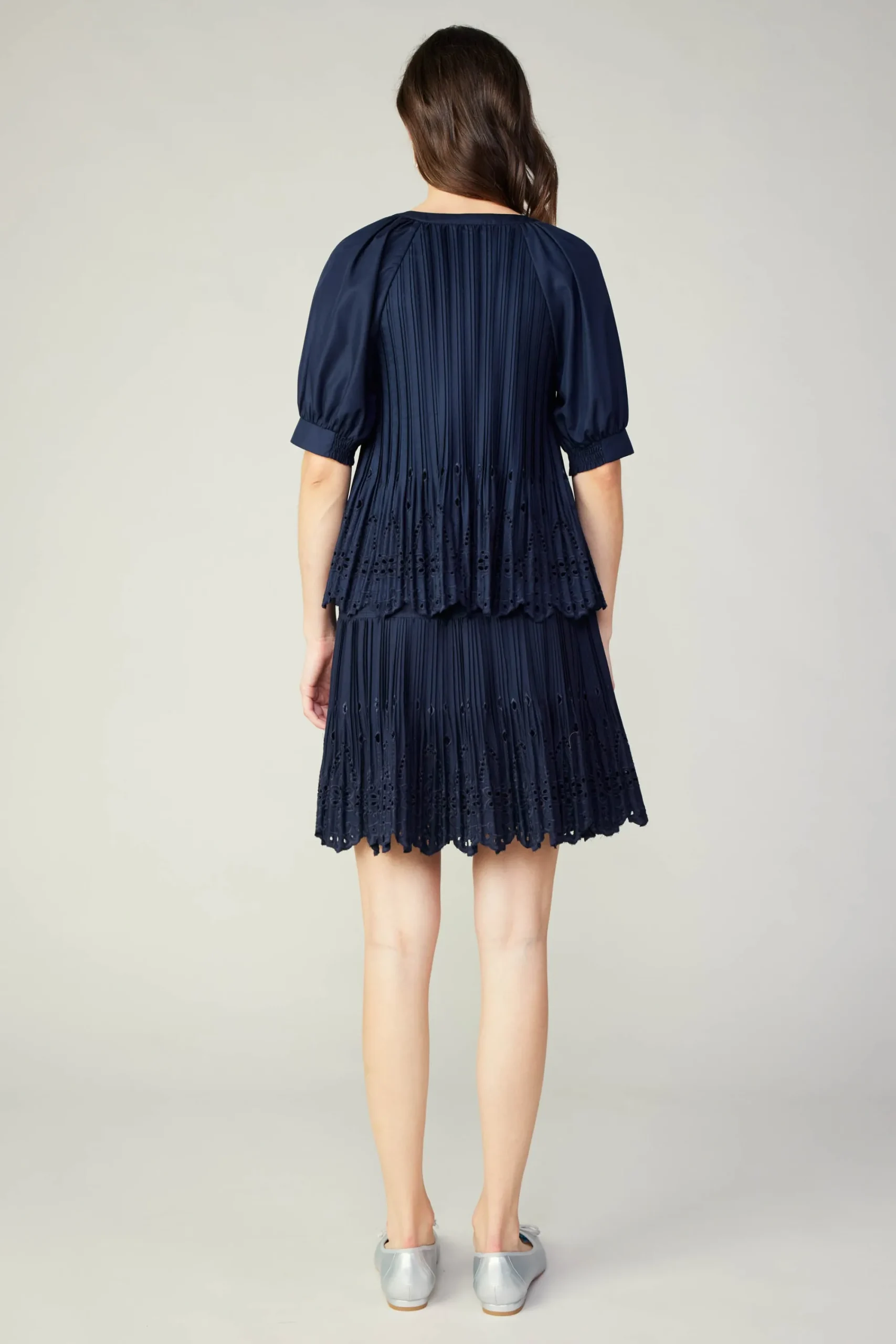 Current Air Short Sleeve Tops-Pleated Eyelet Blouse DARKNAVY